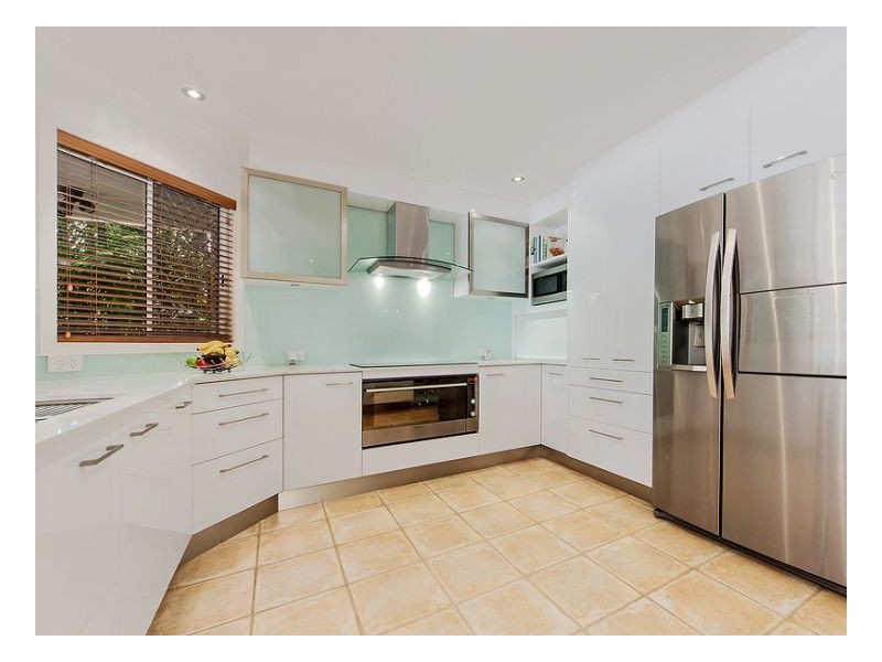 6 Cascade Close, Riverhills QLD 4074