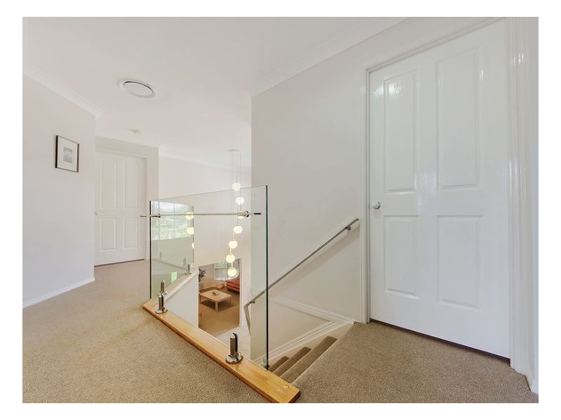 6 Cascade Close, Riverhills QLD 4074