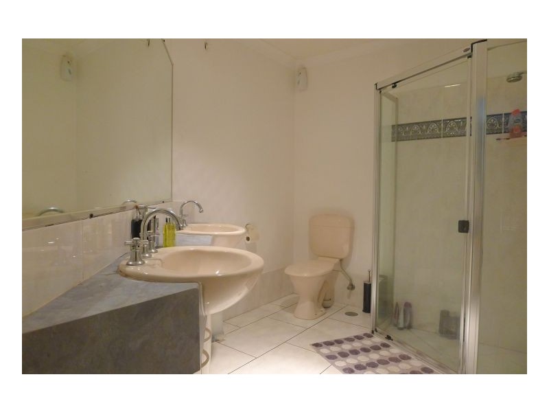 Sinnamon Park QLD 4073