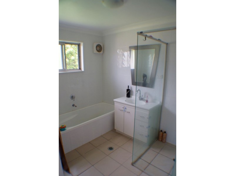 33 Timbarra Cr, Jindalee QLD 4074