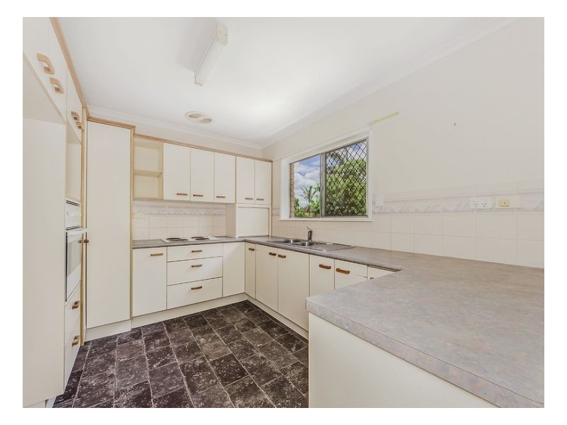 Jindalee QLD 4074