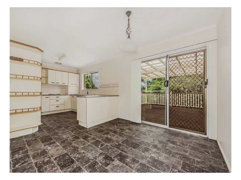 Jindalee QLD 4074