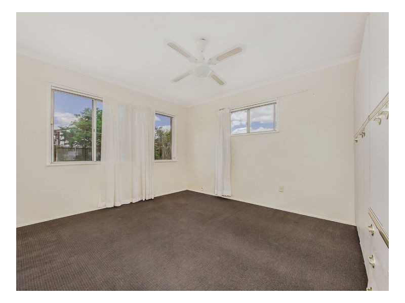 Jindalee QLD 4074