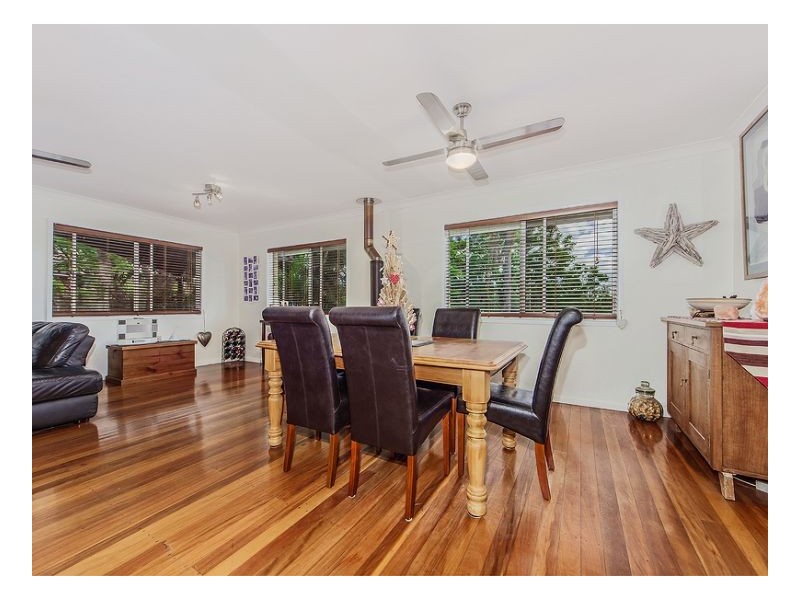 Jindalee QLD 4074