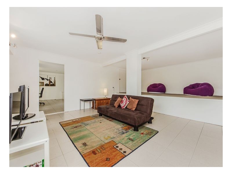 Jindalee QLD 4074