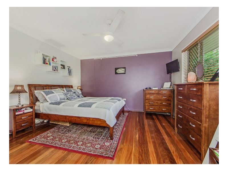 Jindalee QLD 4074