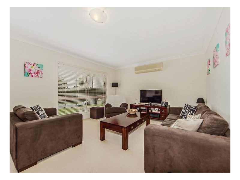 78 Oldfield Rd, Sinnamon Park QLD 4073