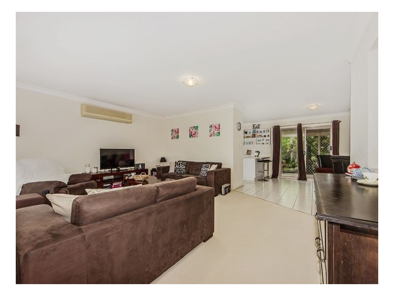 78 Oldfield Rd, Sinnamon Park QLD 4073