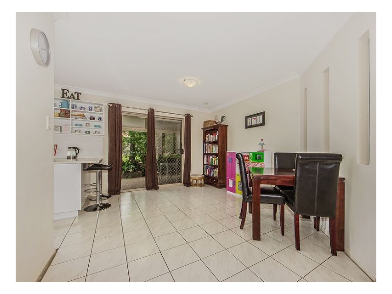 78 Oldfield Rd, Sinnamon Park QLD 4073