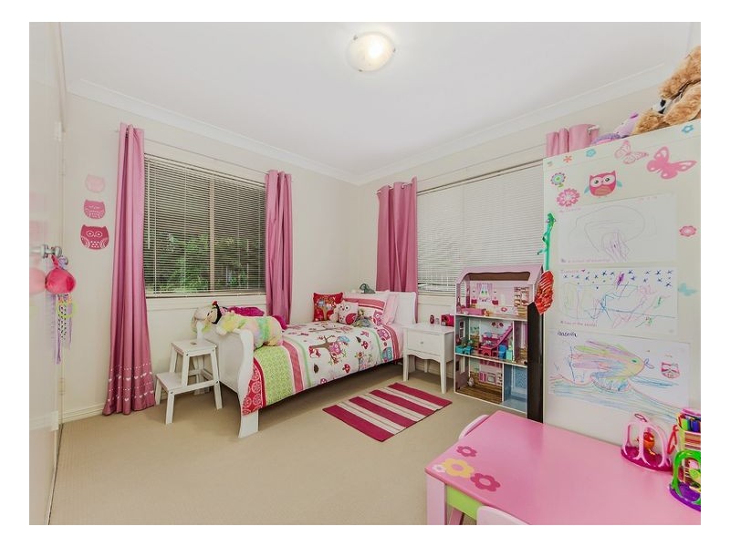 78 Oldfield Rd, Sinnamon Park QLD 4073