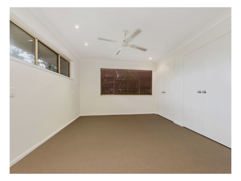 Sinnamon Park QLD 4073