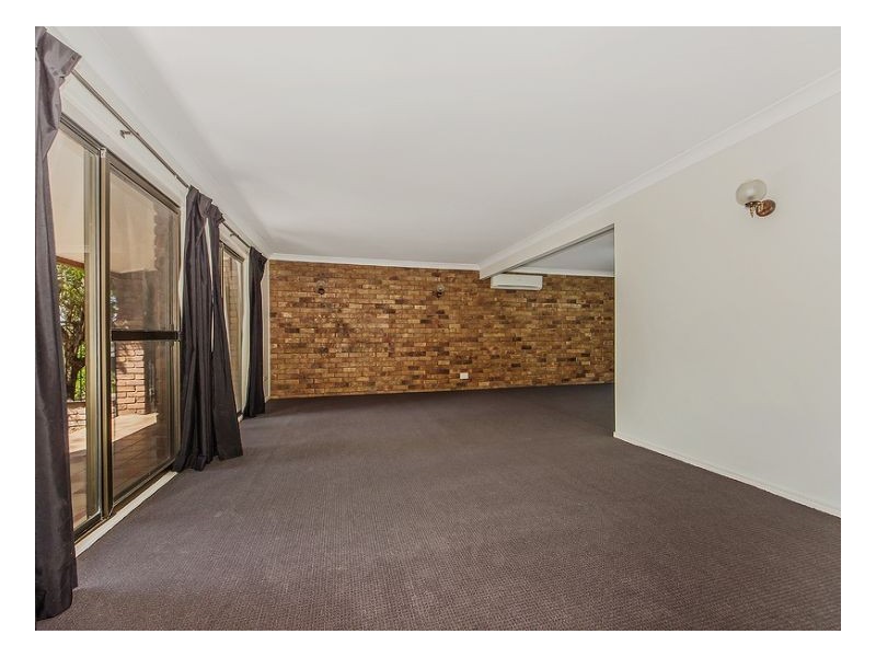 21 Barcoorah Street, Westlake QLD 4074