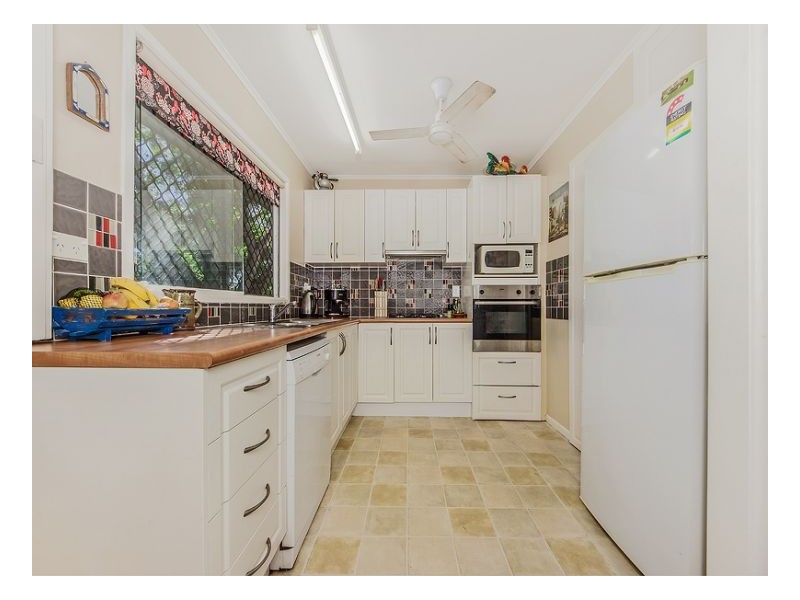 Jindalee QLD 4074