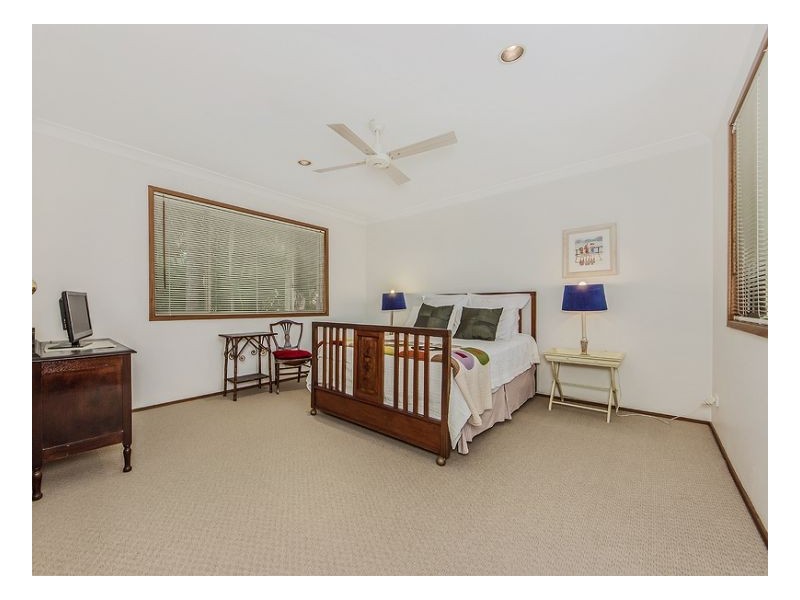 Mount Ommaney QLD 4074