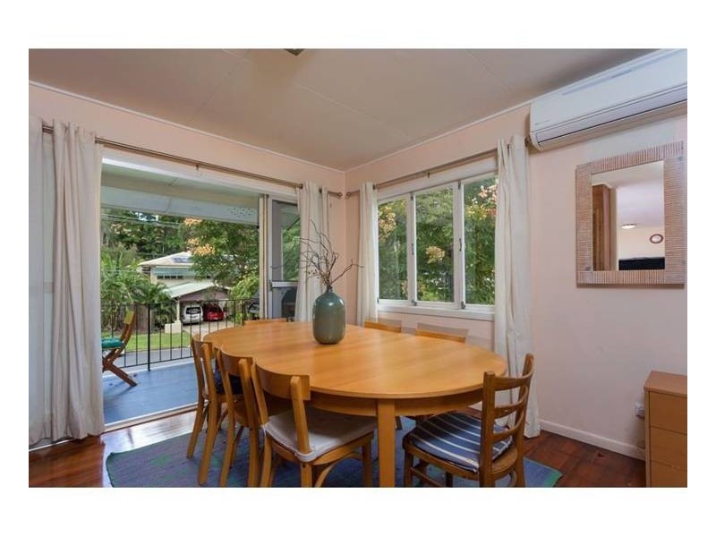 21 FALLBROOK STREET., Kenmore QLD 4069
