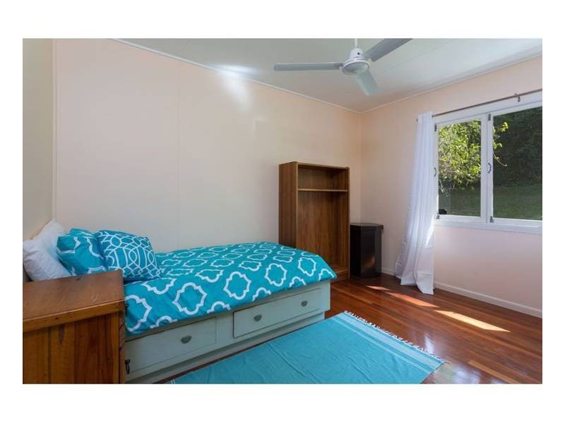 21 FALLBROOK STREET., Kenmore QLD 4069
