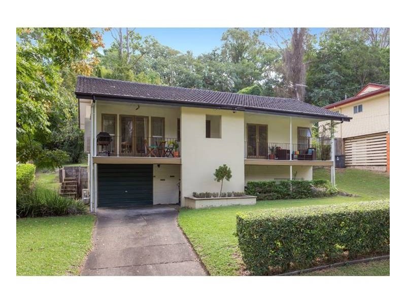 21 FALLBROOK STREET., Kenmore QLD 4069