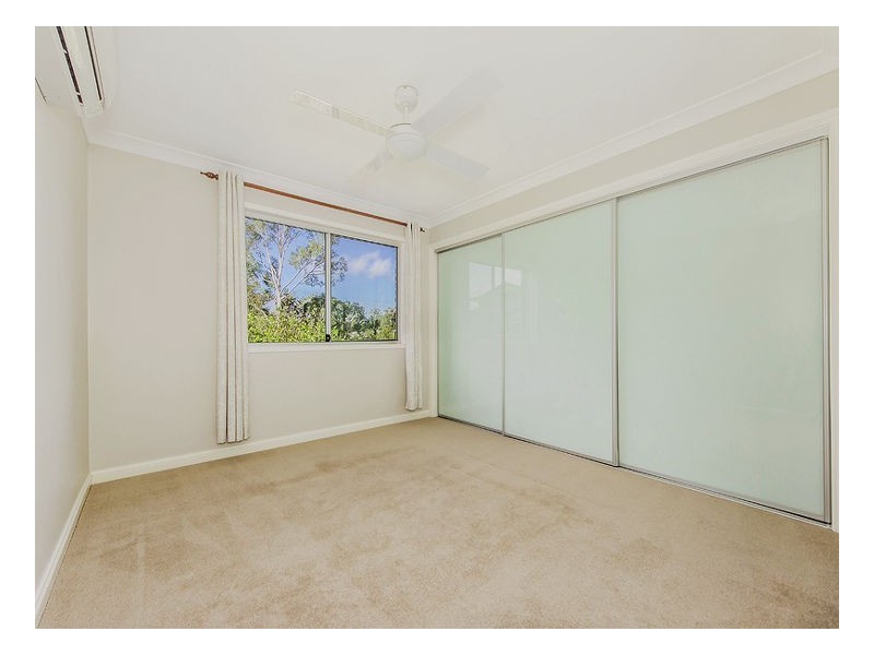 Mount Ommaney QLD 4074