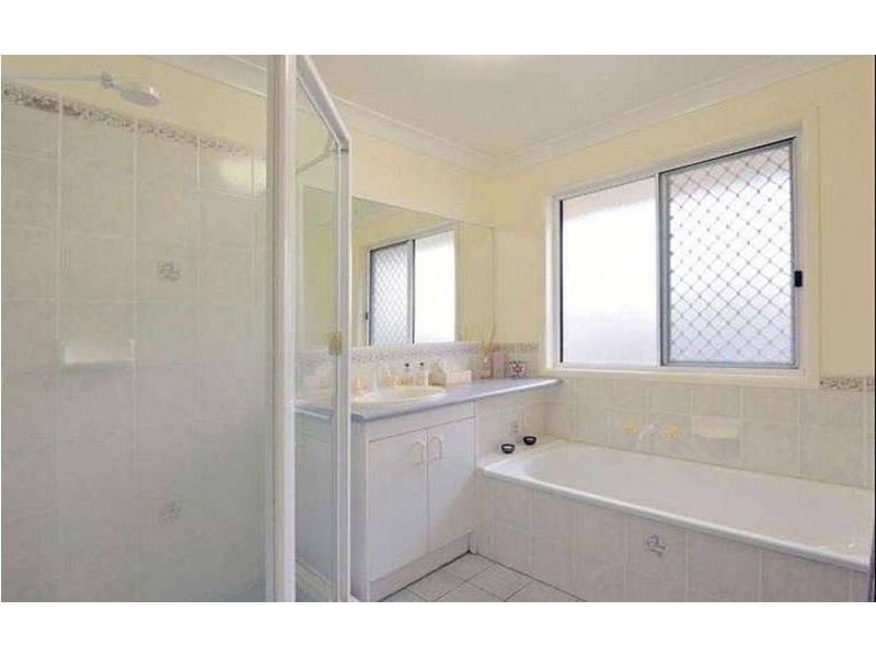 Sinnamon Park QLD 4073