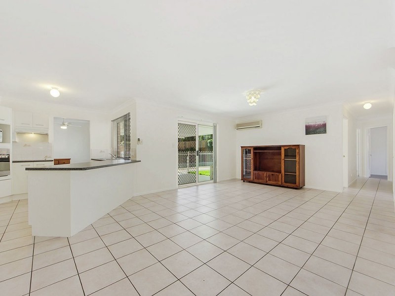 Sinnamon Park QLD 4073