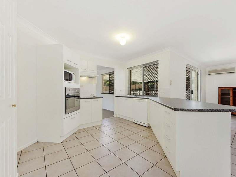 Sinnamon Park QLD 4073