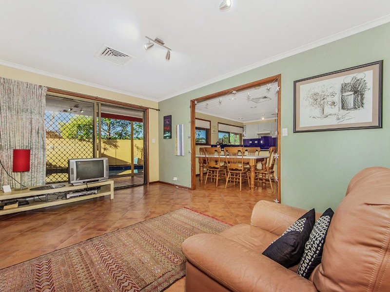Jindalee QLD 4074