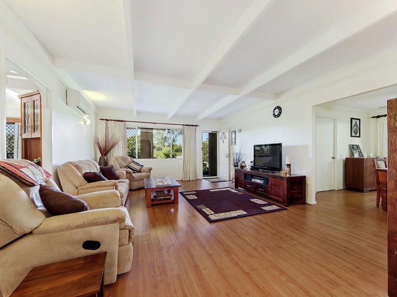 Jindalee QLD 4074