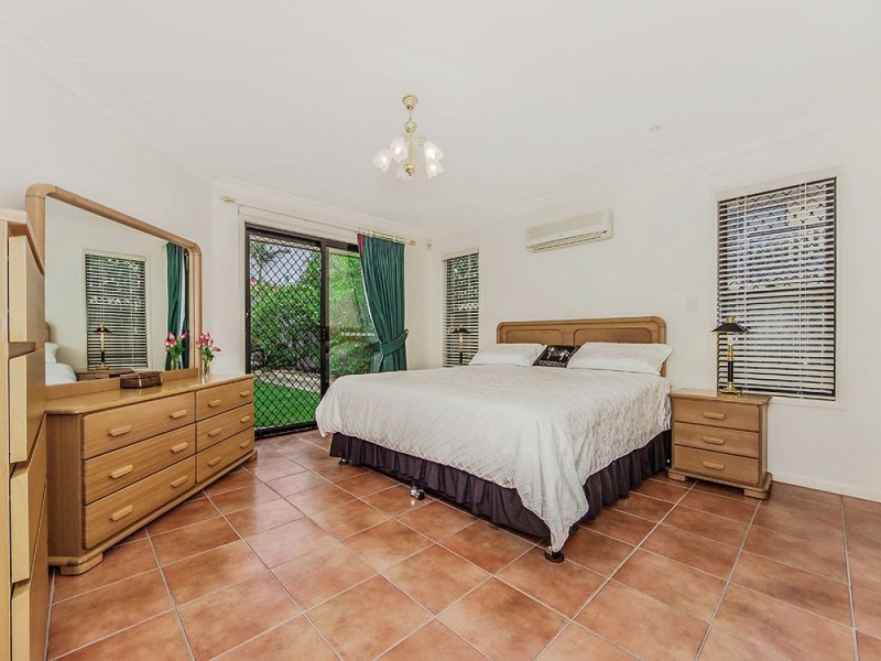 1 Bonney Place, Westlake QLD 4074