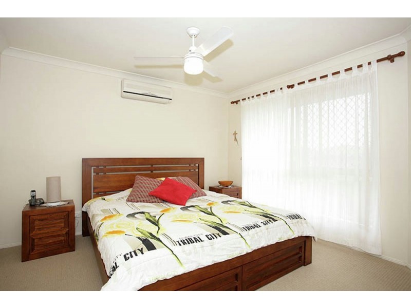 Seventeen Mile Rocks QLD 4073