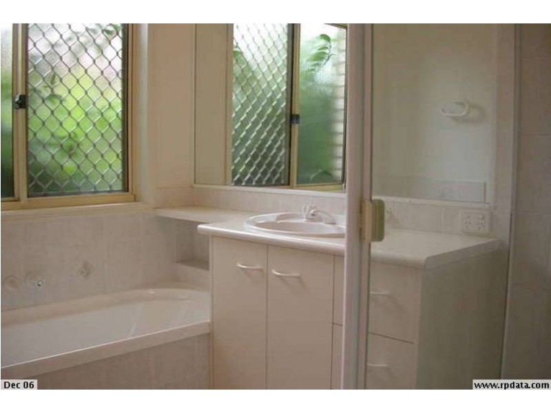 5 SUGARLOAF STREET, Forest Lake QLD 4078