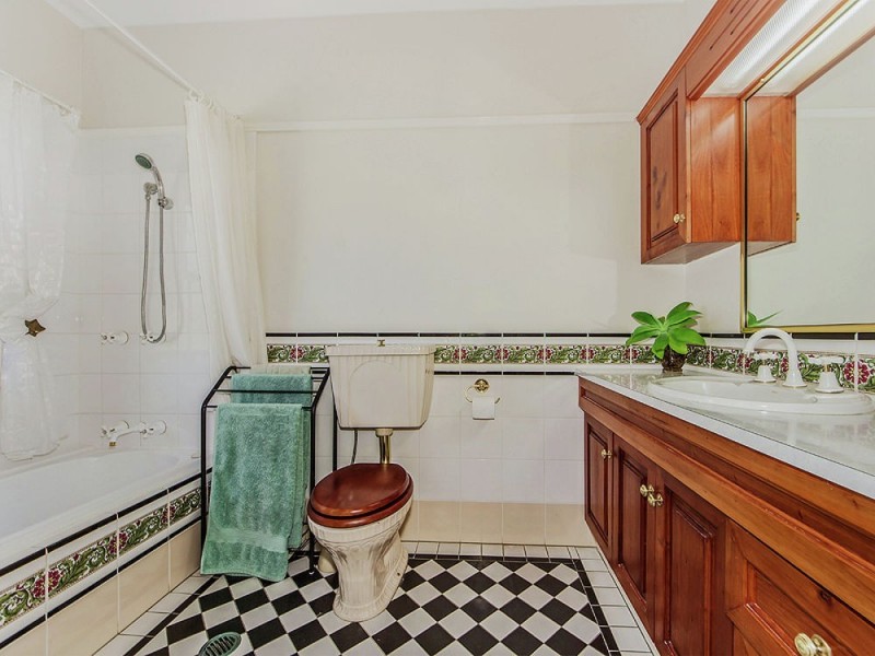 5 Kangaloon St, Jindalee QLD 4074