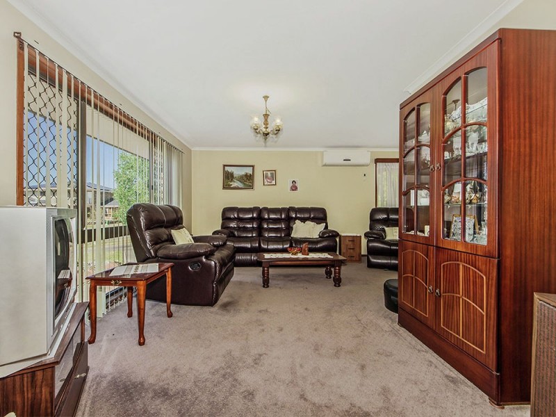 Sinnamon Park QLD 4073