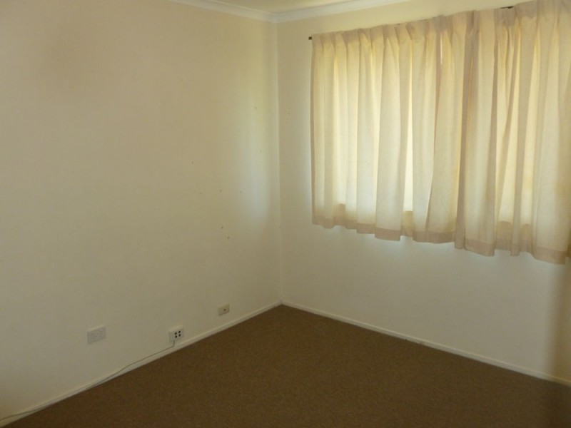 32 PALLERT STREET, Middle Park QLD 4074