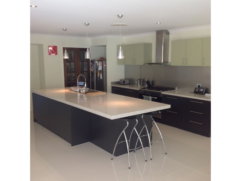 49 CORYMBIA CRESCENT, Anstead QLD 4070