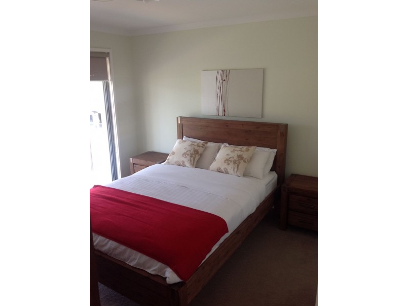 49 CORYMBIA CRESCENT, Anstead QLD 4070