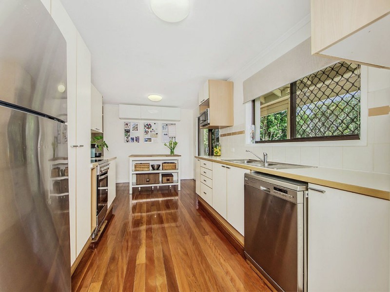 Jindalee QLD 4074