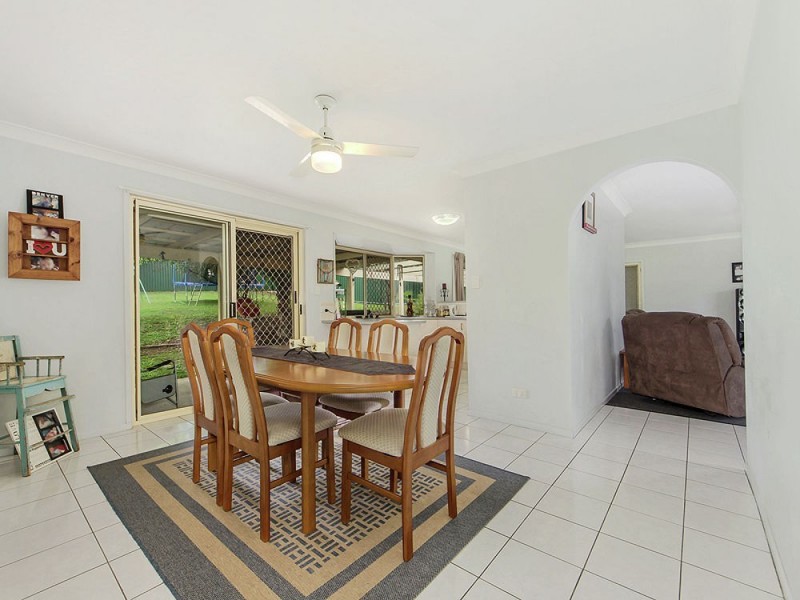 Sinnamon Park QLD 4073