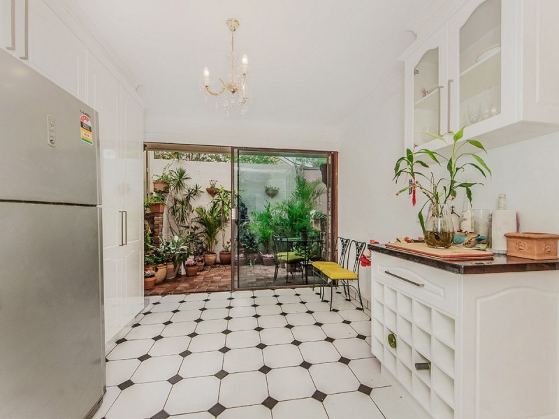 155 Mt Ommaney Drive, Jindalee QLD 4074