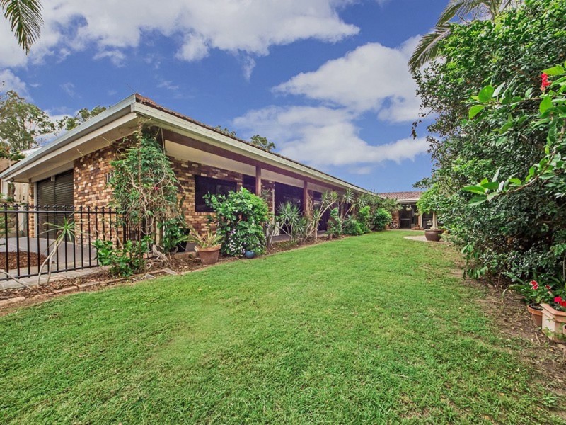 155 Mt Ommaney Drive, Jindalee QLD 4074