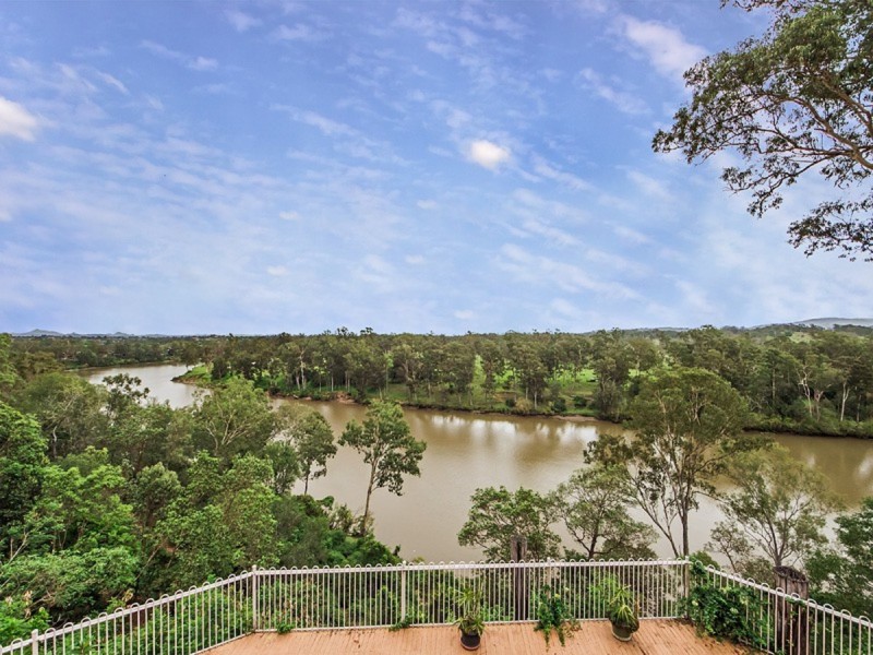 155 Mt Ommaney Drive, Jindalee QLD 4074