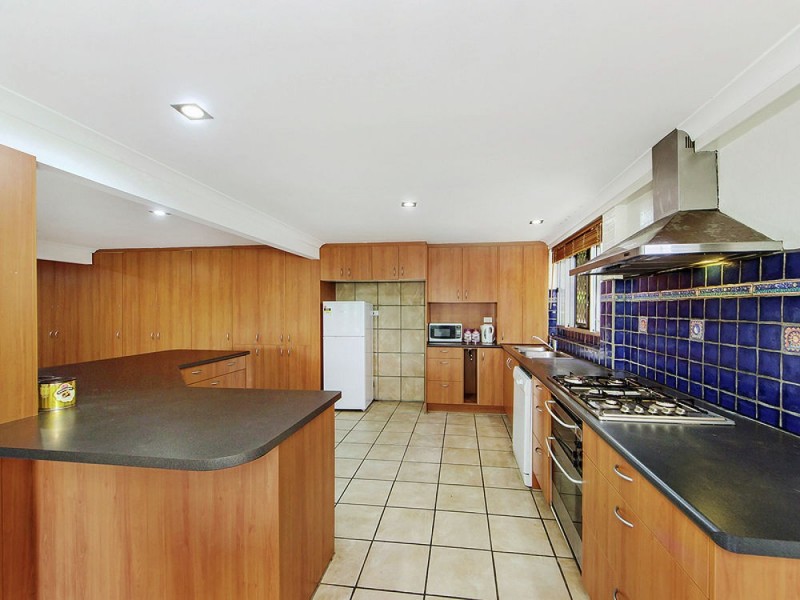 Jindalee QLD 4074