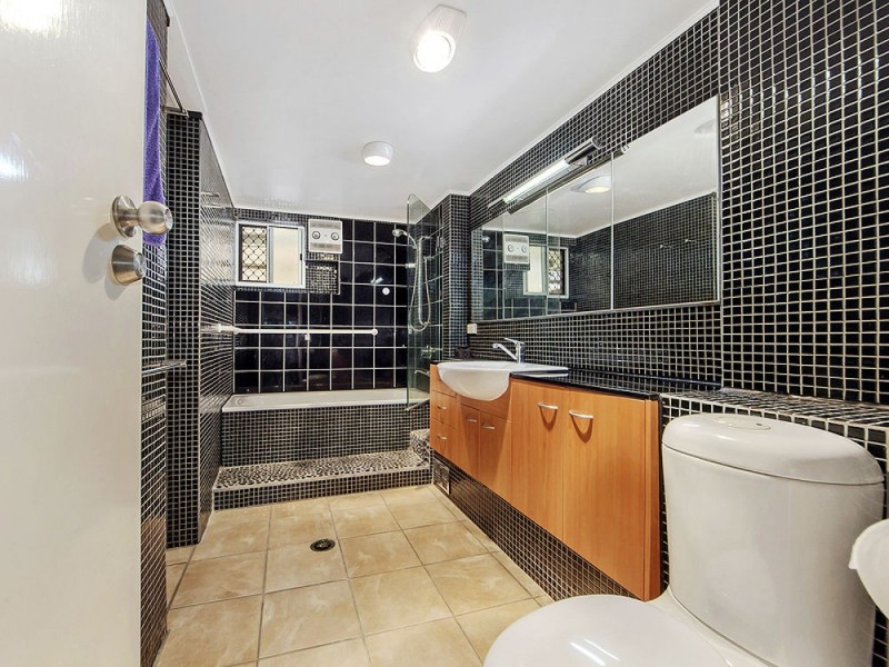 Jindalee QLD 4074