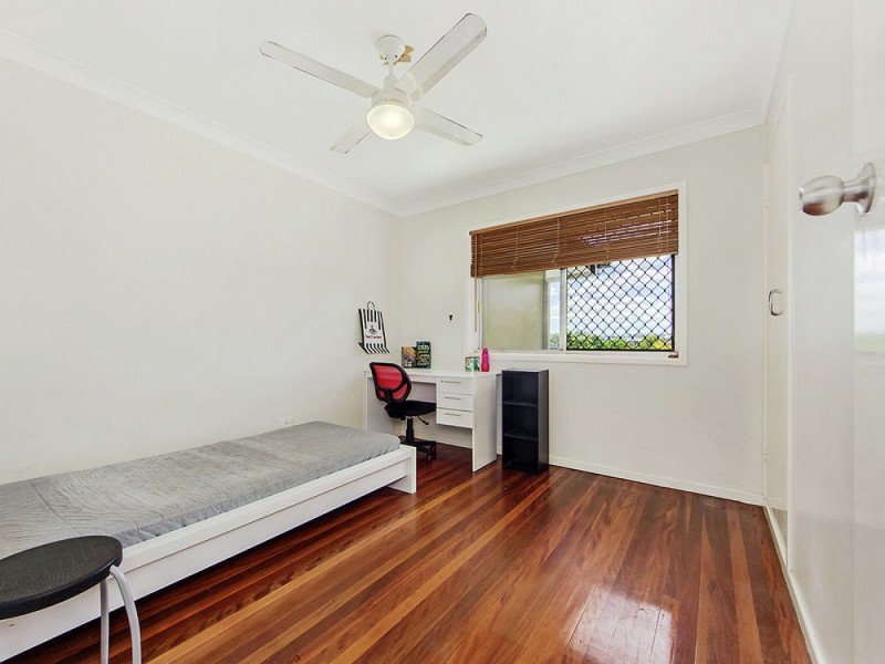 Jindalee QLD 4074