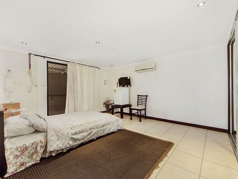 Jindalee QLD 4074