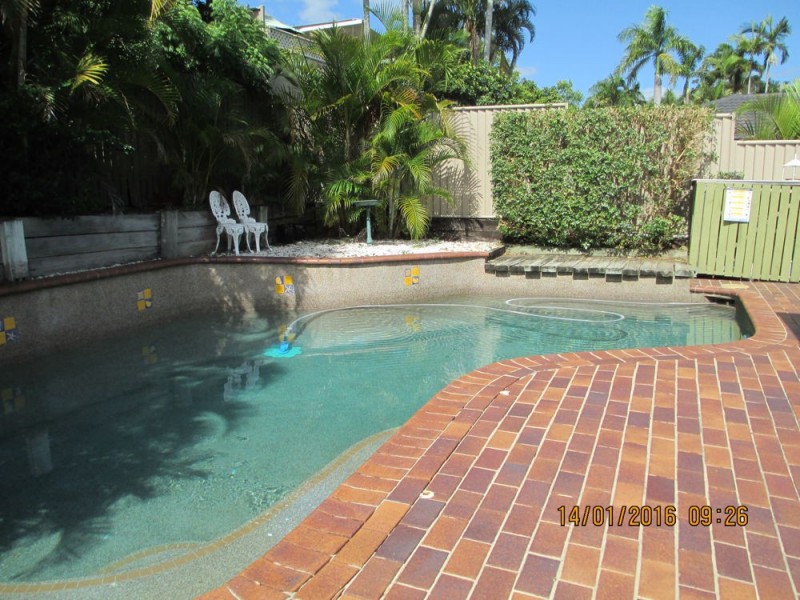 10 WIRILDA STREET, Middle Park QLD 4074