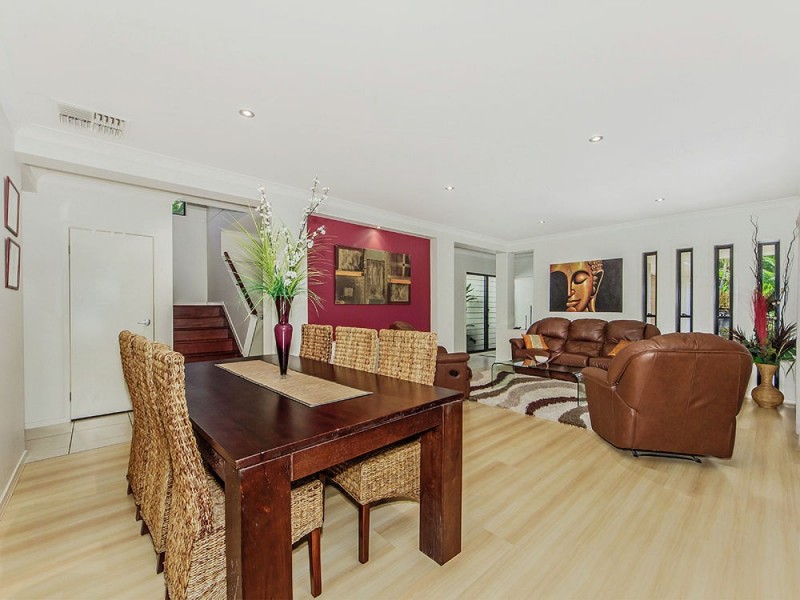Sinnamon Park QLD 4073