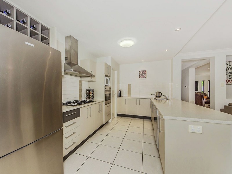 Sinnamon Park QLD 4073