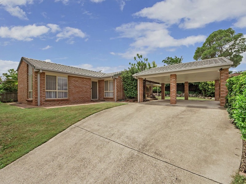 64 Glen Ross Rd, Sinnamon Park QLD 4073