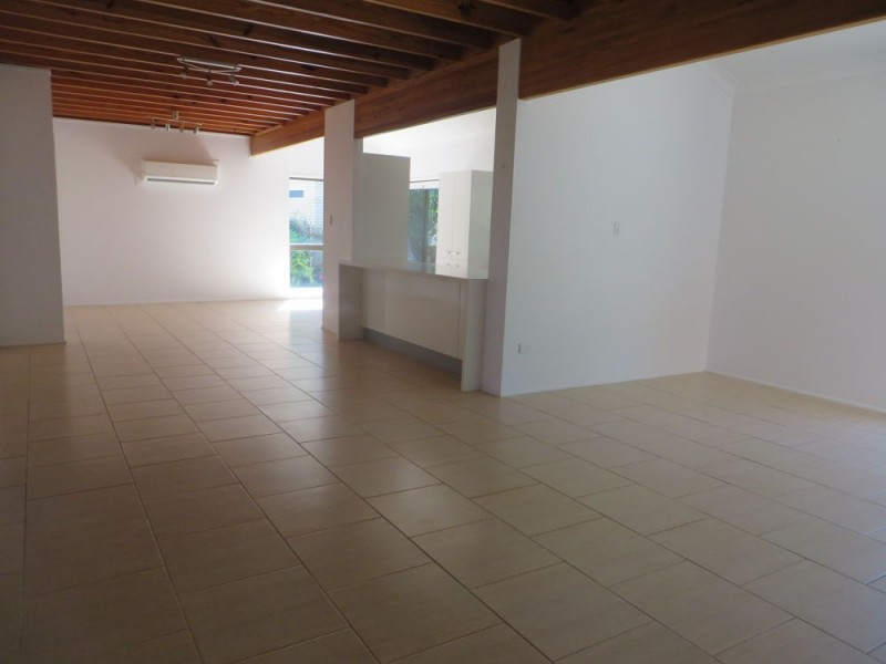 Jindalee QLD 4074