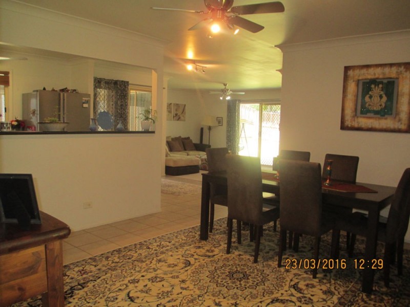 6 HOUNSLOW WAY, Seventeen Mile Rocks QLD 4073